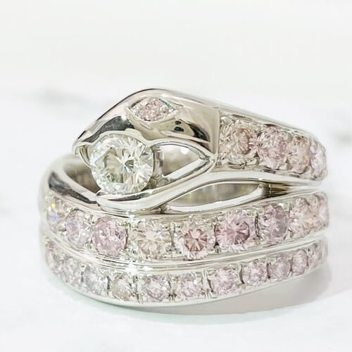 Binili namin ang Pink Diamond 1.53ct Diamond Ring Pt900!