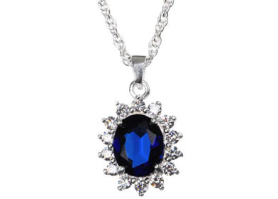 金券・商品券属買取ランキング2位 sapphire pendant