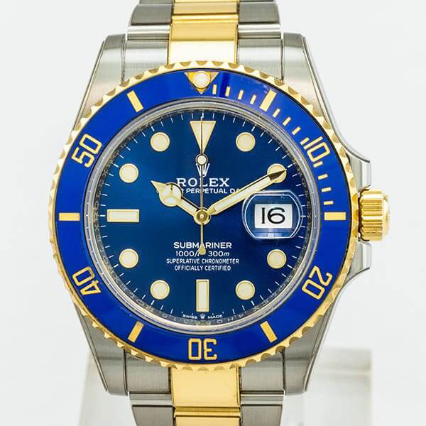 We bought Submariner 126613LB!